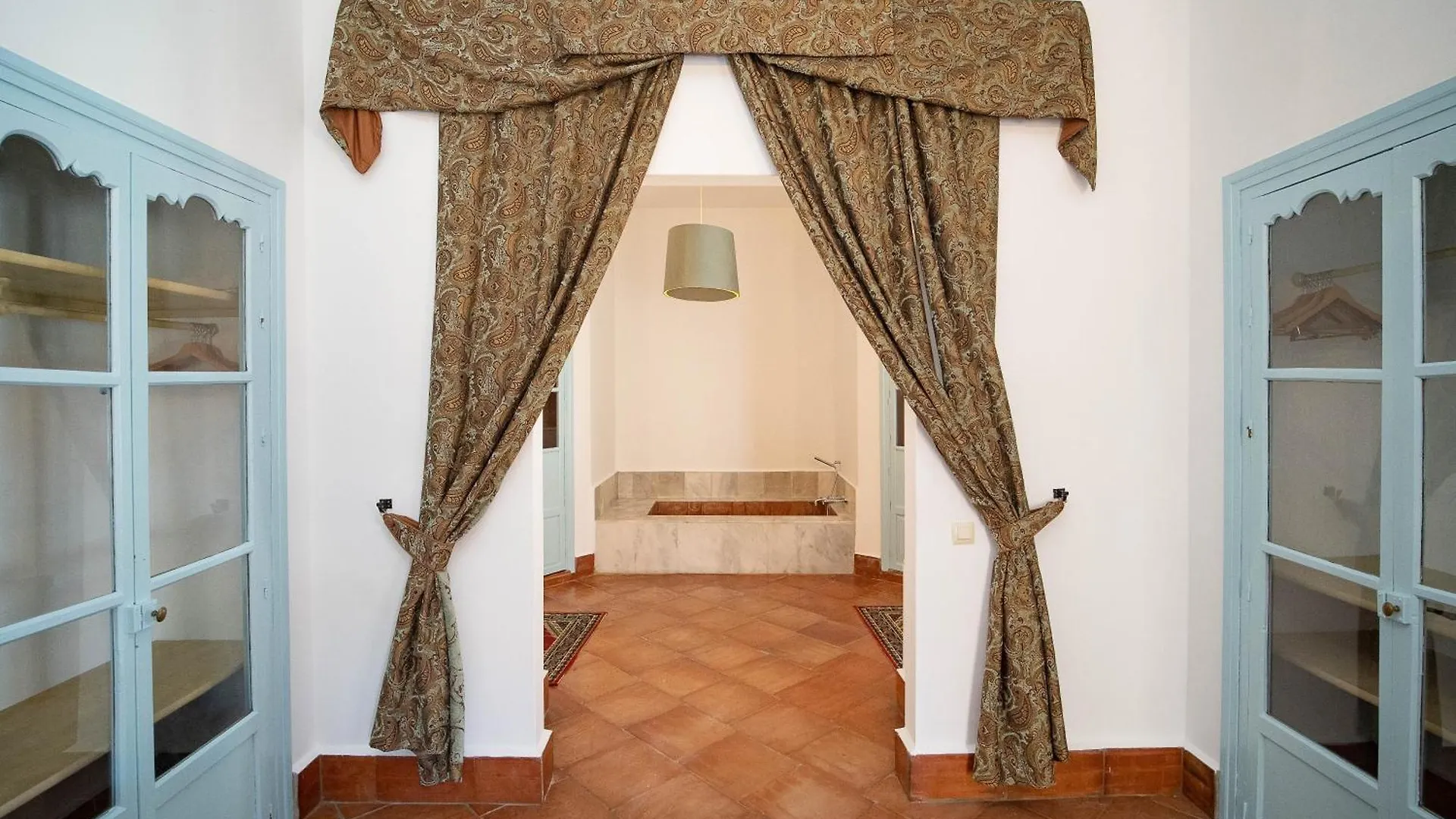 La Casa 1832 Boutique Bed & Breakfast Sanlucar de Barrameda Spain